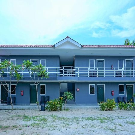 Mila Motel 2 Pantai Cenang  Bagian luar foto